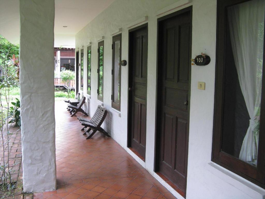 Baan Chuengkao Resort Ranong Buitenkant foto
