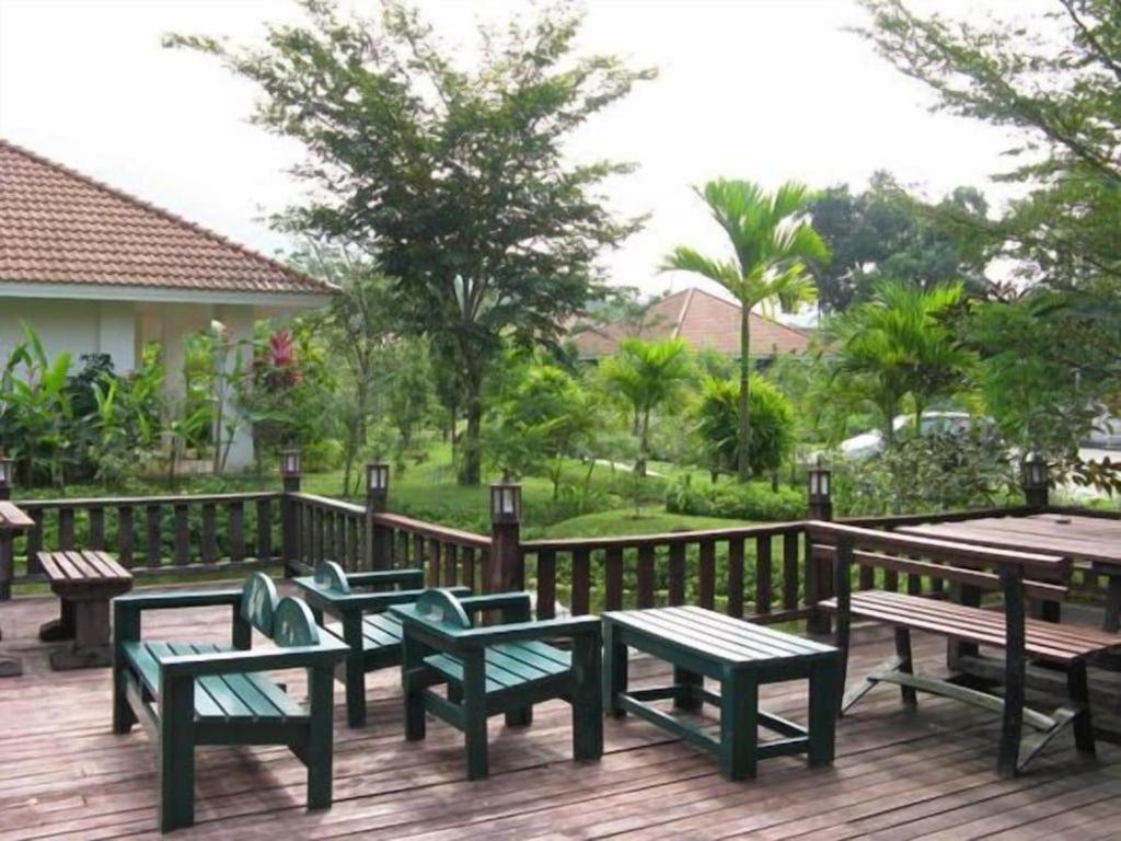 Baan Chuengkao Resort Ranong Buitenkant foto